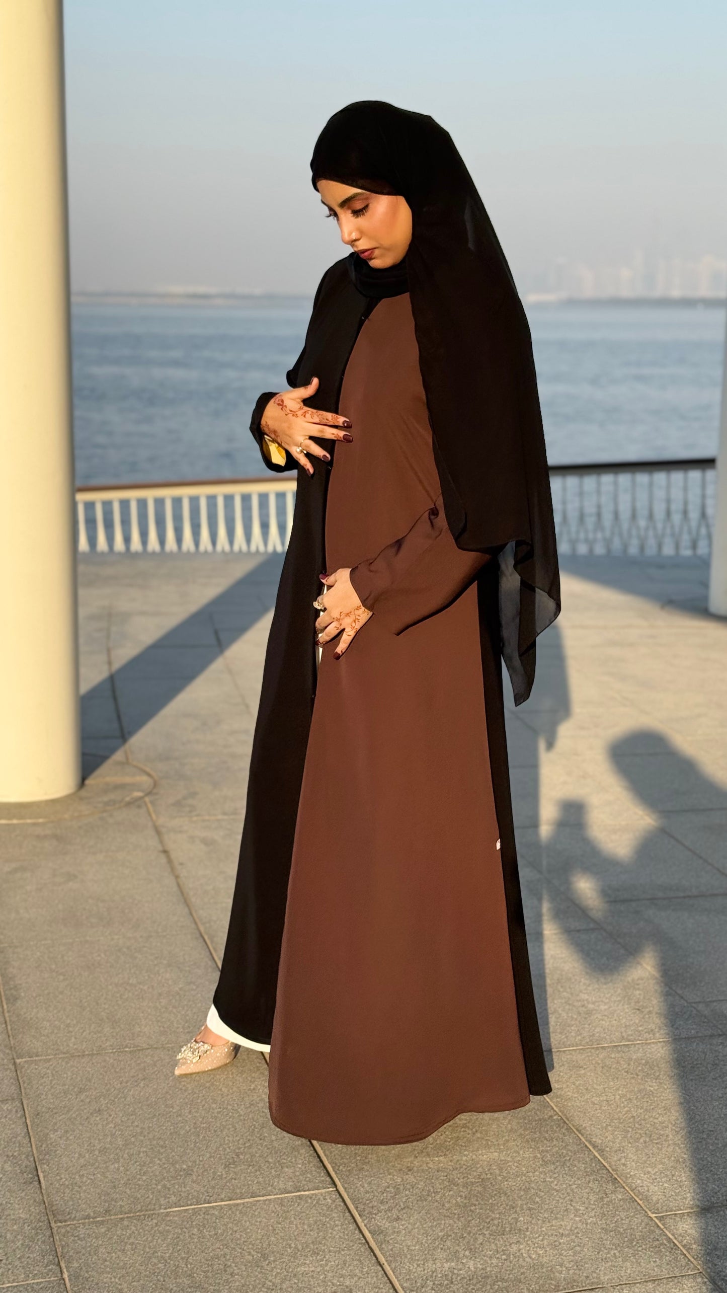 Classic Dual-tone Abaya