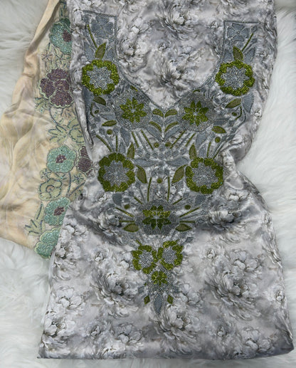 Mukhawar 3D floral
